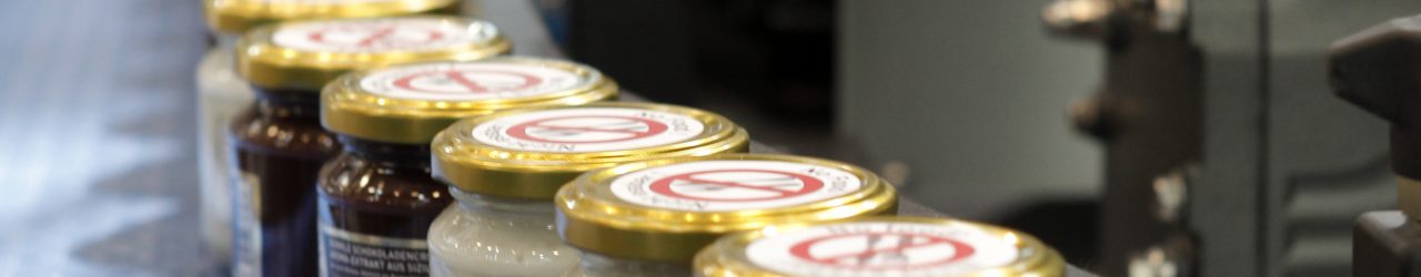 Duesseldorf, DEU, 14.05.2011. Processes and machinery for confectionery and bakery - interpack is the world’s most important trade fair for the packaging sector and related processing industries. In 2011 the 2,700 exhibitors from 60 countries occupy all 19 halls of the Duesseldorf exhibition centre (174.000 sqm net.). interpack is presenting packaging and process solutions for companies from the areas of food and beverages, confectionery and bakery products, pharmaceuticals and cosmetics, non-food consumer goods, industrial goods and related services plus packaging materials and their manufacture. Processes and machinery for confectionery and bakery are filling Halls 1-4 completely. The other segments of interpack are processes and machinery for packaging and packaging materials/packaging means/packaging production. | Prozesse und Maschinen fuer Suess- und Backwaren - Die interpack ist die weltweit bedeutendste Messe der Verpackungsbranche und der verwandten Prozessindustrie. In 2011 belegen die 2.700 Aussteller aus 60 Laendern alle 19 Hallen des Duesseldorfer Messegelaendes (174.000 qm Nettoflaeche). Die interpack zeigt Verpackungs- und Prozessloesungen fuer Unternehmen aus den Bereichen Nahrungsmittel und Getraenke, Suess- und Backwaren, Pharma und Kosmetik, Non-Food Konsumgueter, Industriegueter und verwandte Services sowie Packstoffe, Packmittel und deren Herstellung. Die Anbieter von Prozessen und Maschinen fuer Suess- und Backwaren fuellen die Messehallen 1-4 vollstaendig. Die weiteren Bereiche der interpack sind die Prozesse und Maschinen fuer das Verpacken sowie die Packstoffe/Packmittel/Packmittelherstellung.

Foto: Messe Duesseldorf/ Constanze Tillmann, exploitationright Messe Duesseldorf, M e s s e p l a t z, D-40474 D u e s s e l d o r f, www.messe-duesseldorf.de; eine h o n o r a r f r e i e  Nutzung des Bildes ist nur fuer journalistische Berichterstattung, bei vollstaendiger Namensnennung des Urhebers gem. Par. 13 UrhG (Foto: Messe Duesseldorf / ctillmann) und Beleg moeglich; Verwendung ausserhalb journalistischer Zwecke nur nach schriftlicher Vereinbarung mit dem Urheber; soweit nicht ausdruecklich vermerkt werden keine Persoenlichkeits-, Eigentums-, Kunst- oder Markenrechte eingeraeumt. Die Einholung dieser Rechte obliegt dem Nutzer; Jede Weitergabe des Bildes an Dritte ohne  Genehmigung ist untersagt | Any usage and publication only for editorial use, commercial use and advertising only after agreement; unless otherwise stated: no Model release, property release or other third party rights available; royalty free only with mandatory credit: photo by Messe Duesseldorf]